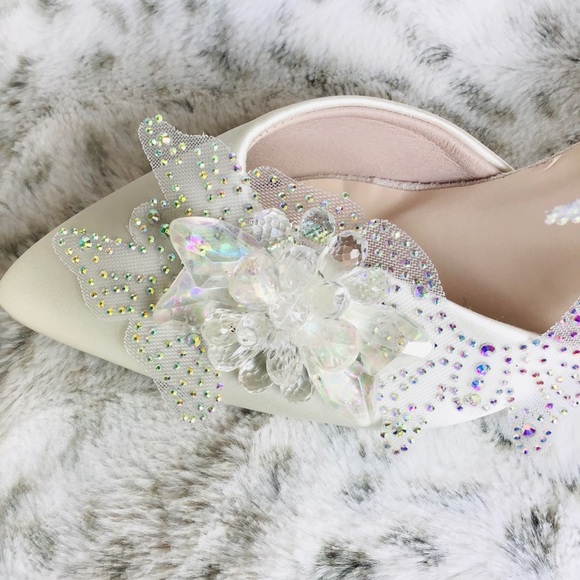 Butterfly Rhinestone & Crystal Pumps - Picture 4 of 9